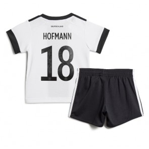 Niemcy Jonas Hofmann #18 Koszulka Podstawowych Dziecięca MŚ 2022 Krótki Rękaw (+ Krótkie spodenki)